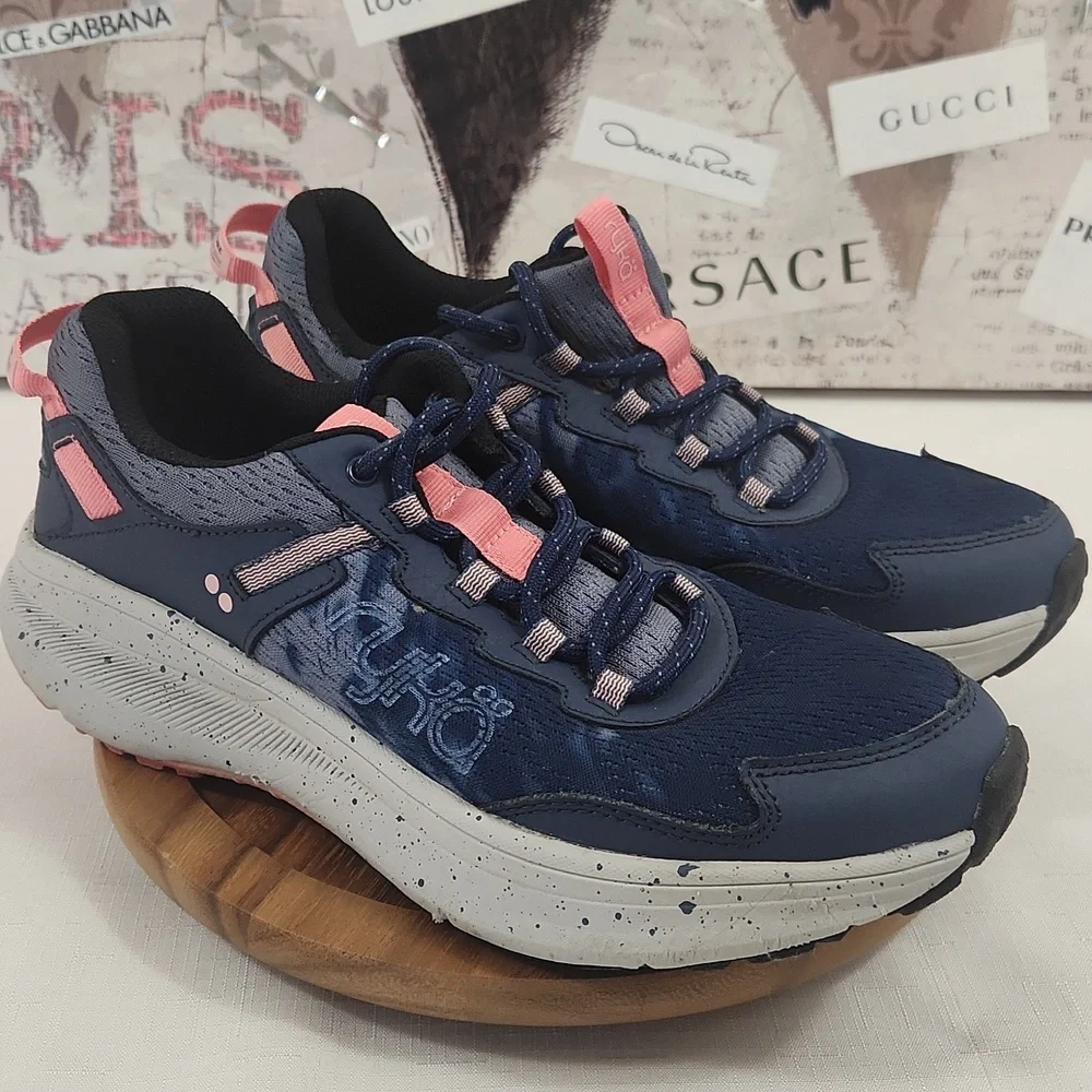 Ryka Taiga Trail Sneakers. Size 10 - Picture 2 of 8